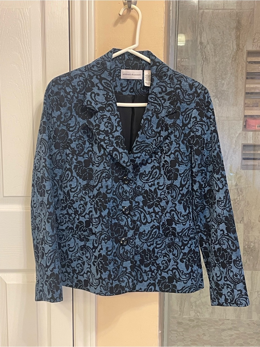 Alfred Dunner Black and Blue Floral Jacquard Blazer